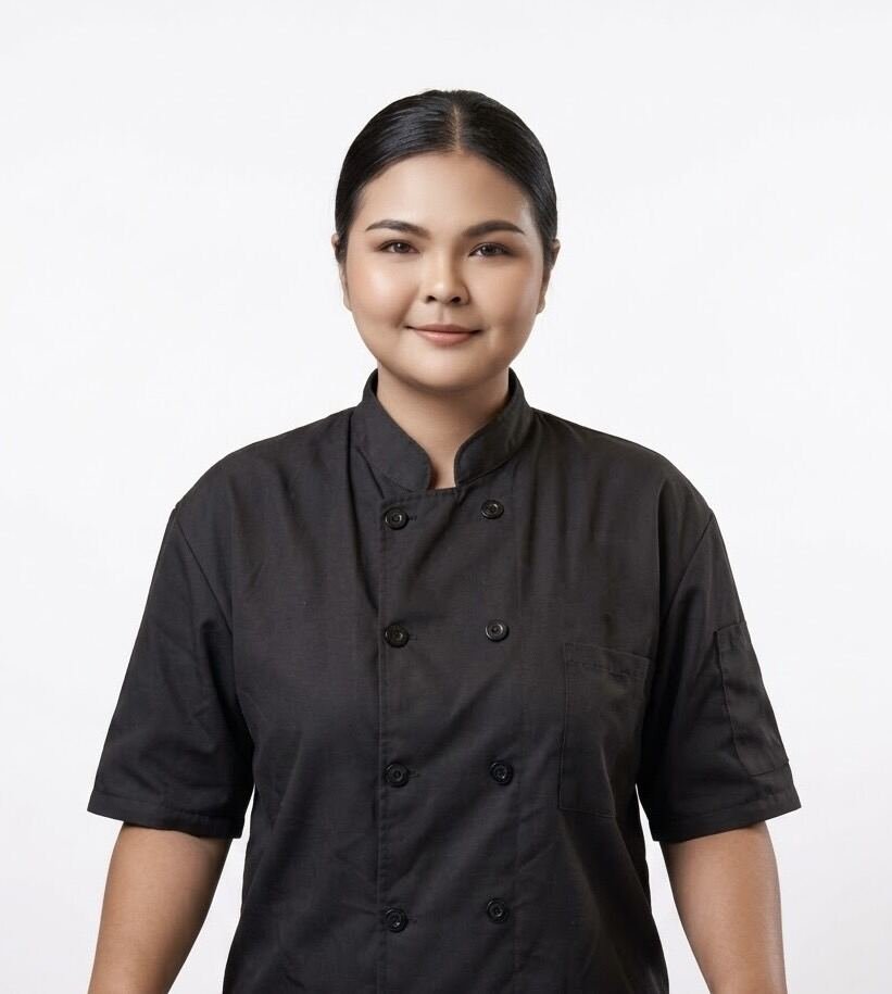 Teya, team member at Baan Farm Thai Cooking School